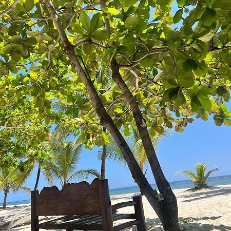 Waves And Wanderlust-Diani Beach Exterior foto